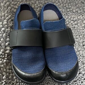Alegria TRAQ Dk Blue/Black Slip on Shoes